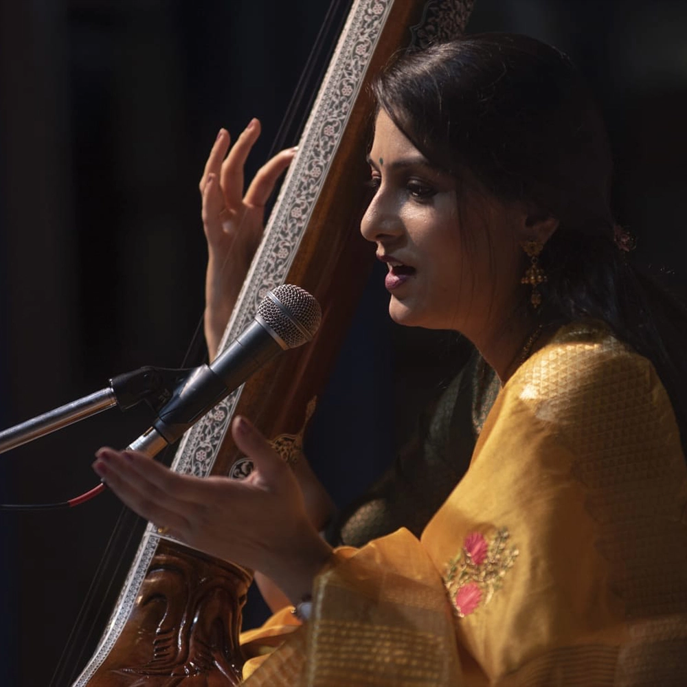 Shruti Deshpande - Indian Classical Vocalist